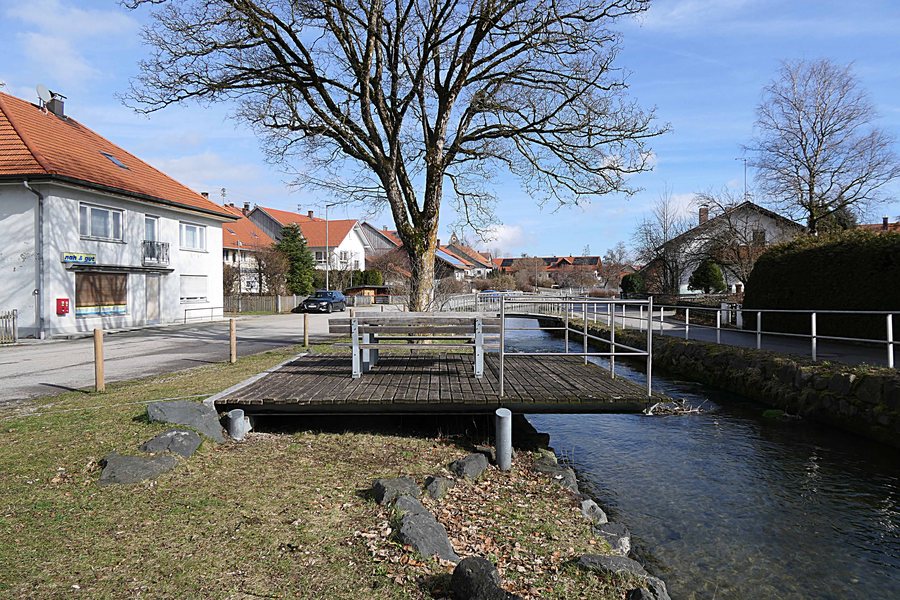 File:Hohenfurch - Schönachstr Nr 17, Plattform, Schönach v W 180224.jpg