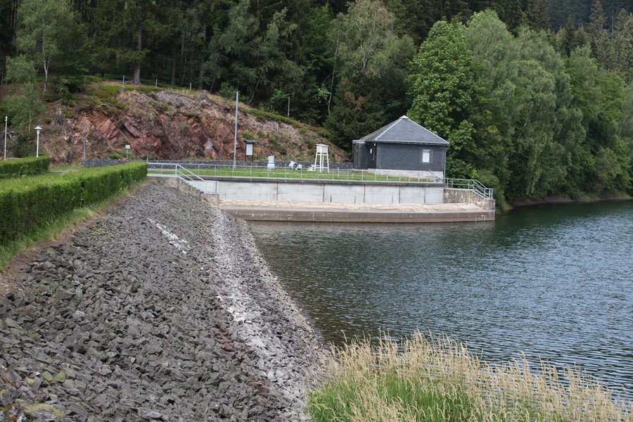 Trinkwassertalsperre Scheibe-Alsbach