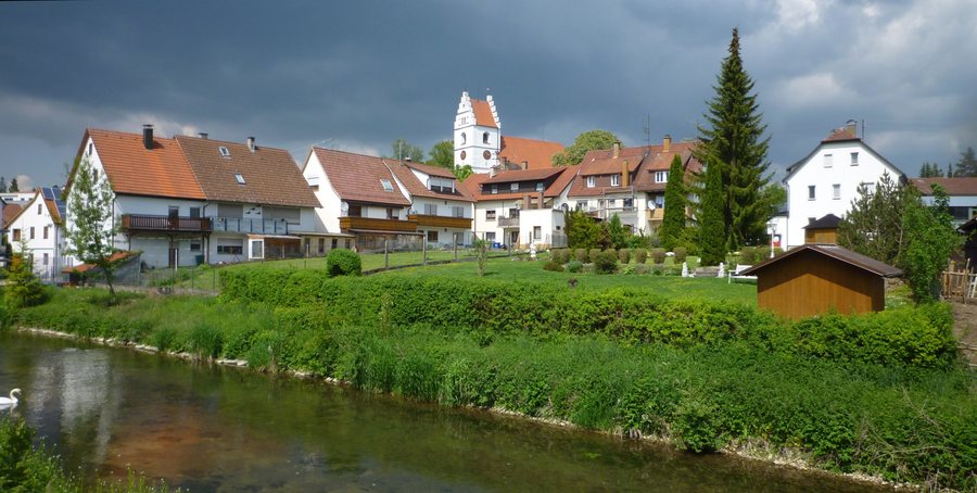 Gammertingen - Lauchert mit Stadtansicht und Kirche