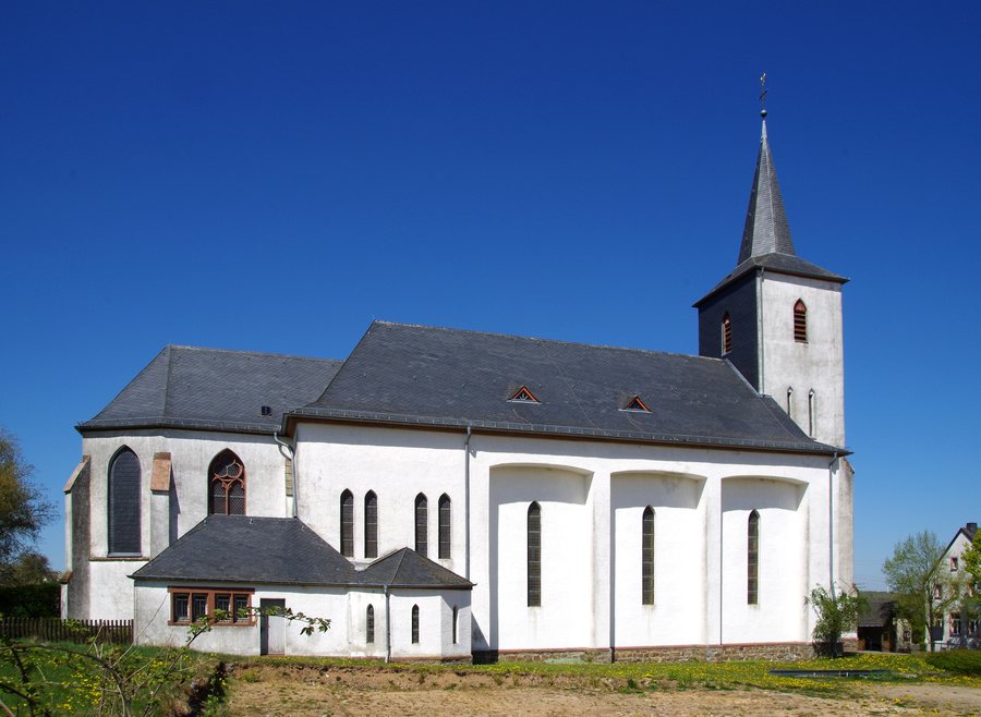 File:St. Hubertus (Großkampenberg) 01.jpg
