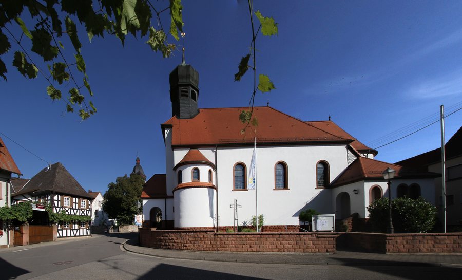 File:Lustadt-420-St Johannes Baptist-gje.jpg