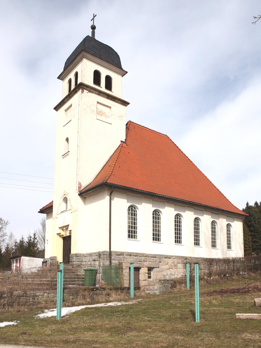 File:Brattendorf-Ev-Kirche.jpg