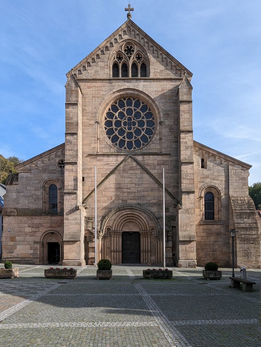 File:Otterberg-Abteikirche-02-Westfassade-2022-gje.jpg