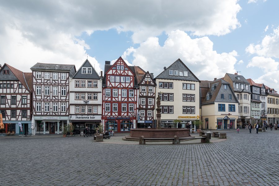 Butzbach, Marktplatz, Südseite