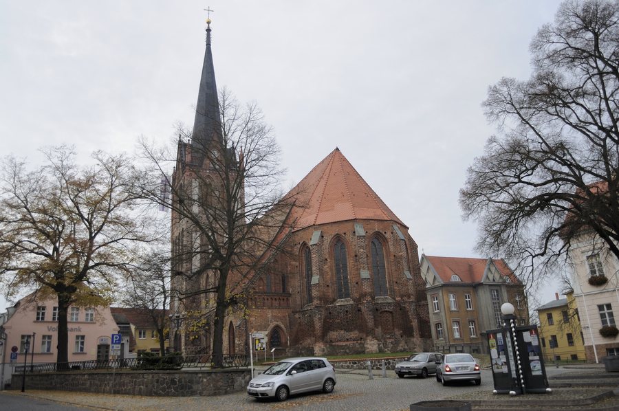 File:Bad Freienwalde (Oder) (DerHexer) 2010-10-31 011.jpg