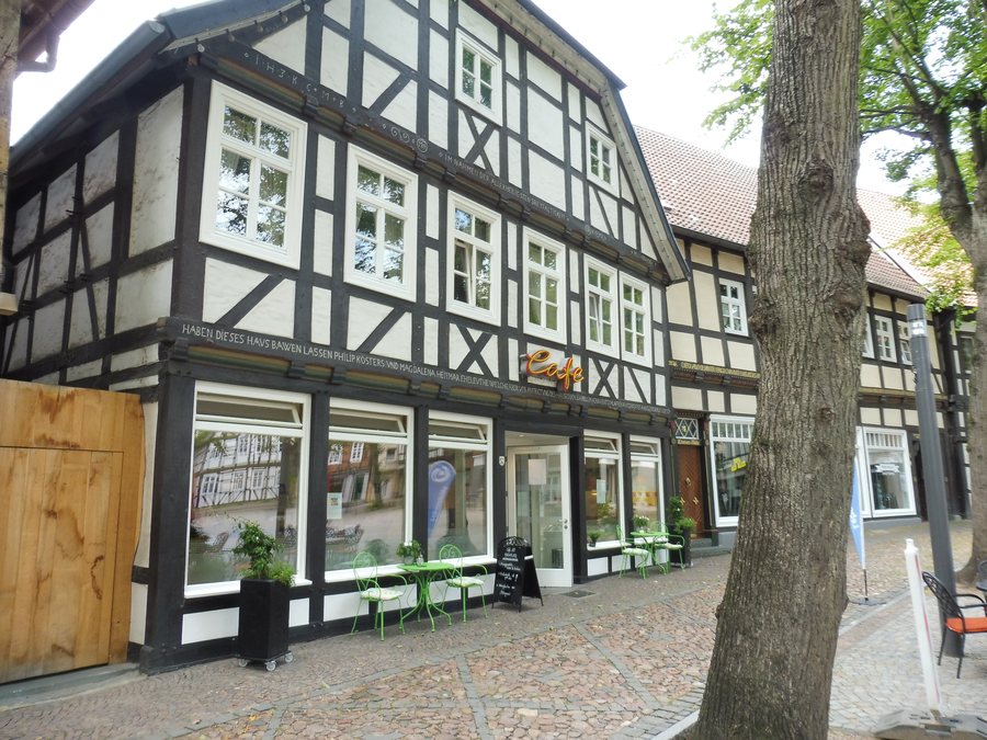 File:Delbrück - Kirchplatz 15 - 2.jpg