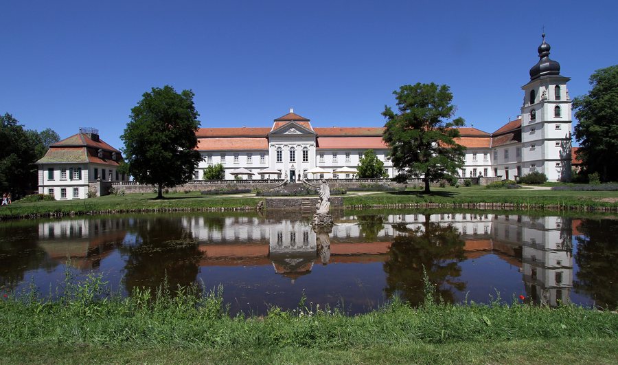 File:Eichenzell-12-Schloss Fasanerie-2019-gje.jpg