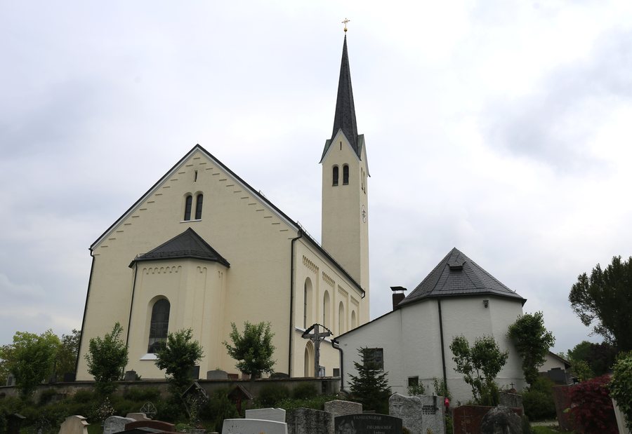 File:Mariae Himmelfahrt Riedering-8.jpg