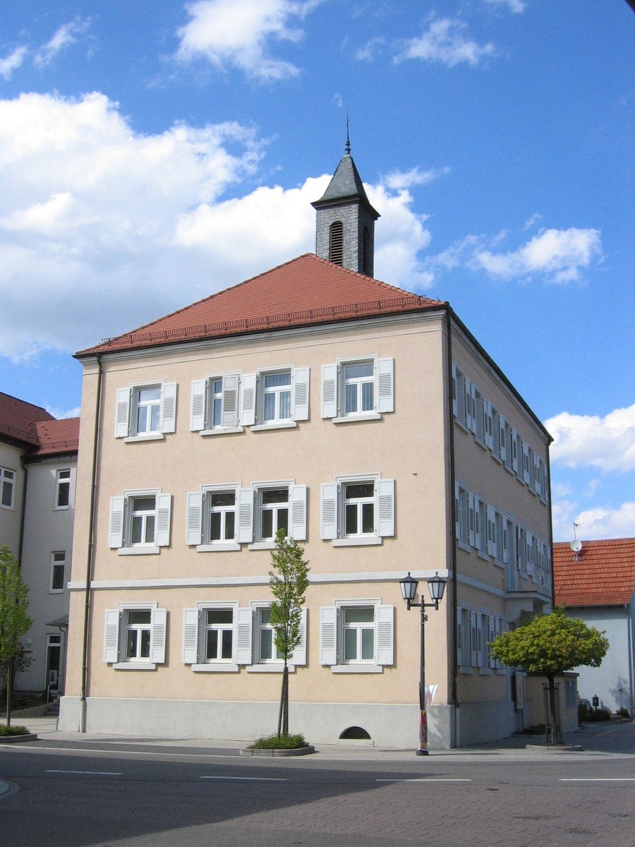 File:Rathaus Kronau Deutschland.JPG