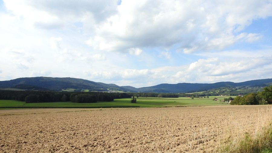 Gleißenberger Talkessel von Süden