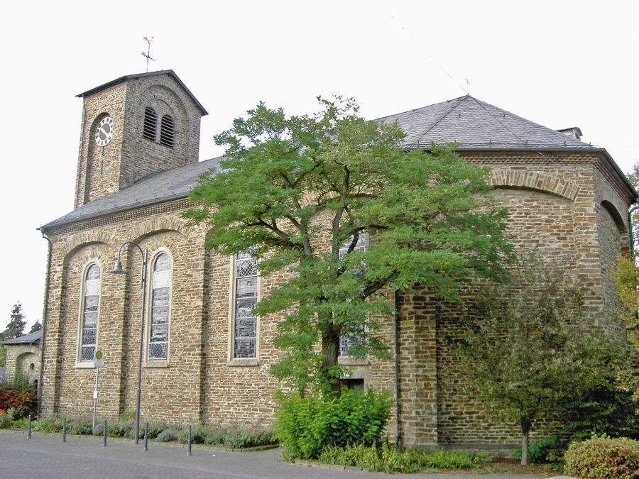 File:Waldesch Kierch.jpg