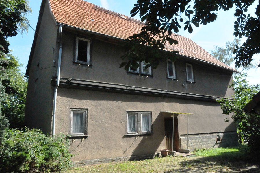 File:Bienstädt-Pfarrhaus-CTH.jpg