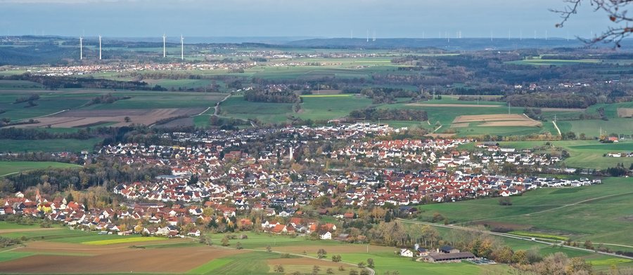 File:Böbingen an der Rems vom Rosenstein gesehen.jpg
