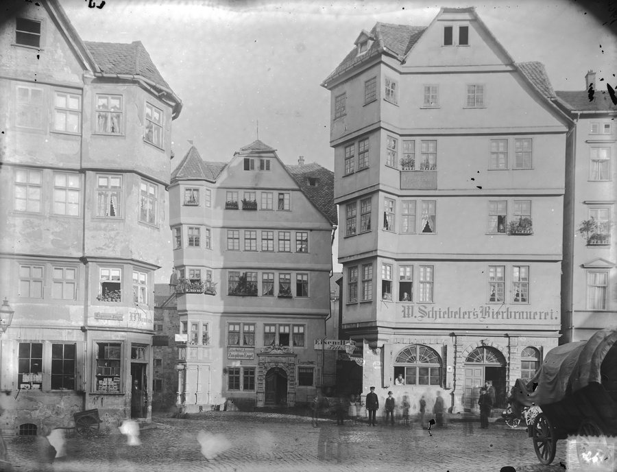 File:Fachwerkhäuser - Kassel Altmarkt fm811676.jpg