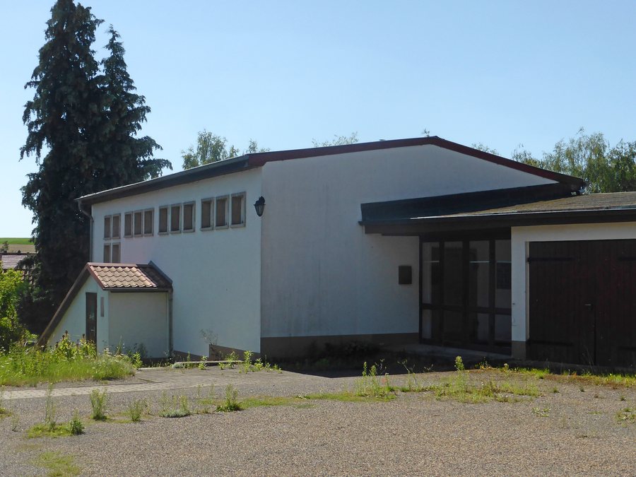 File:Hedersleben Kapelle.jpg