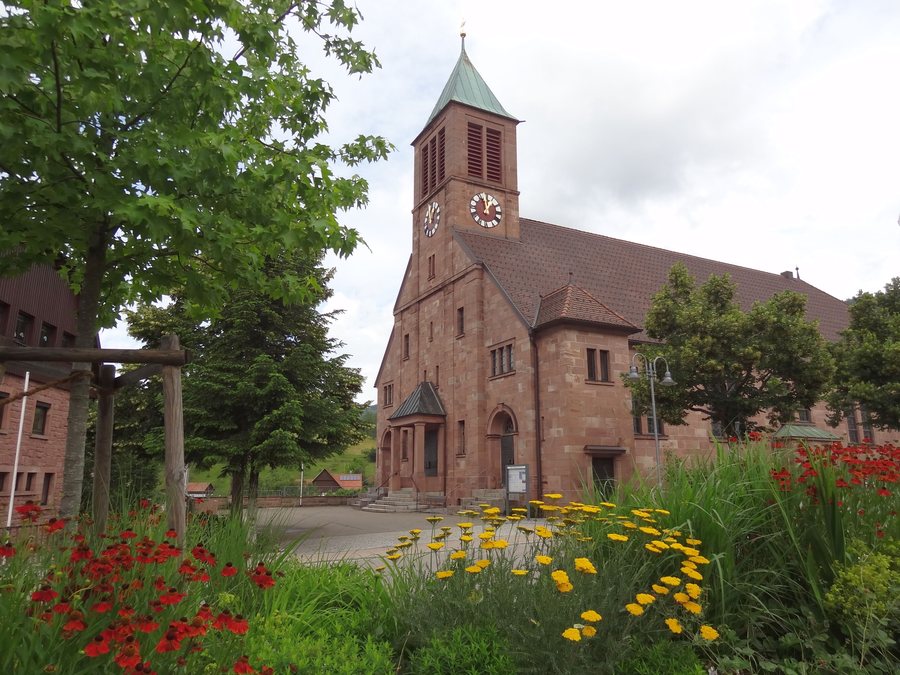 Herz-Jesu-Kirche in Seebach