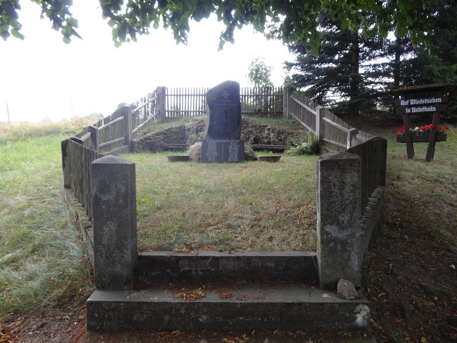 Kriegerdenkmal in Unterhain 1