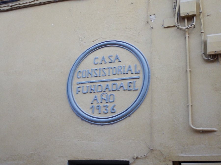 File:Antigua casa consistorial de Buera 02.jpg