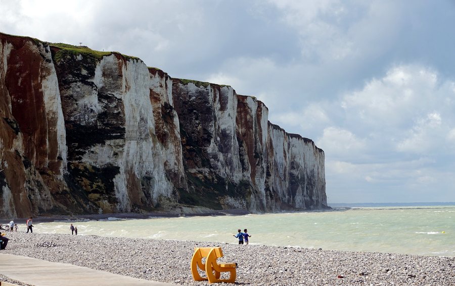 File:Falaise (Le Tréport).jpg