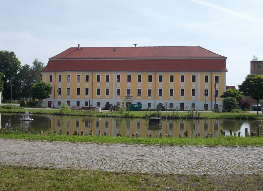 Baroque manor house of the former manor estate in Treben