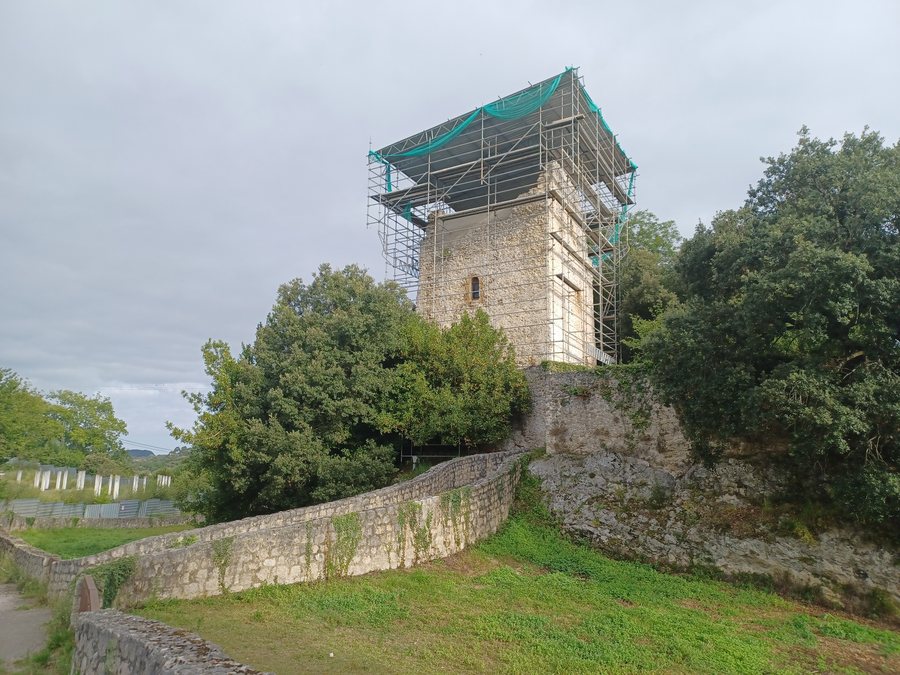 File:Camino Lebaniego, Estrada, Cantabria 01.jpg
