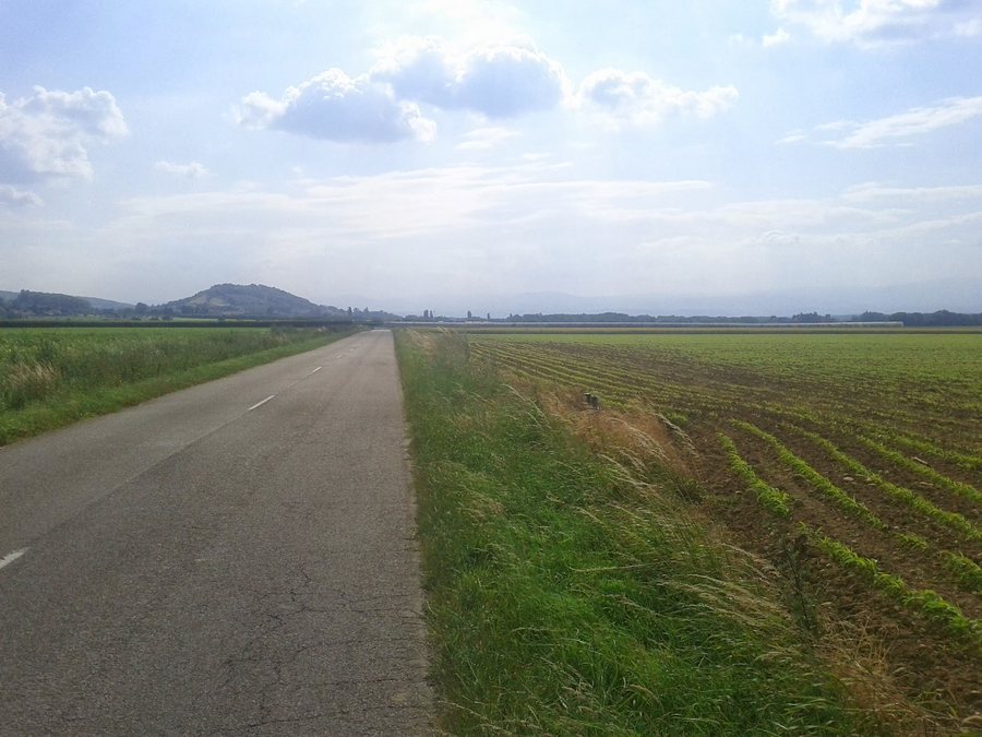 File:La route vers Lens-Lestang (Drôme) - panoramio.jpg