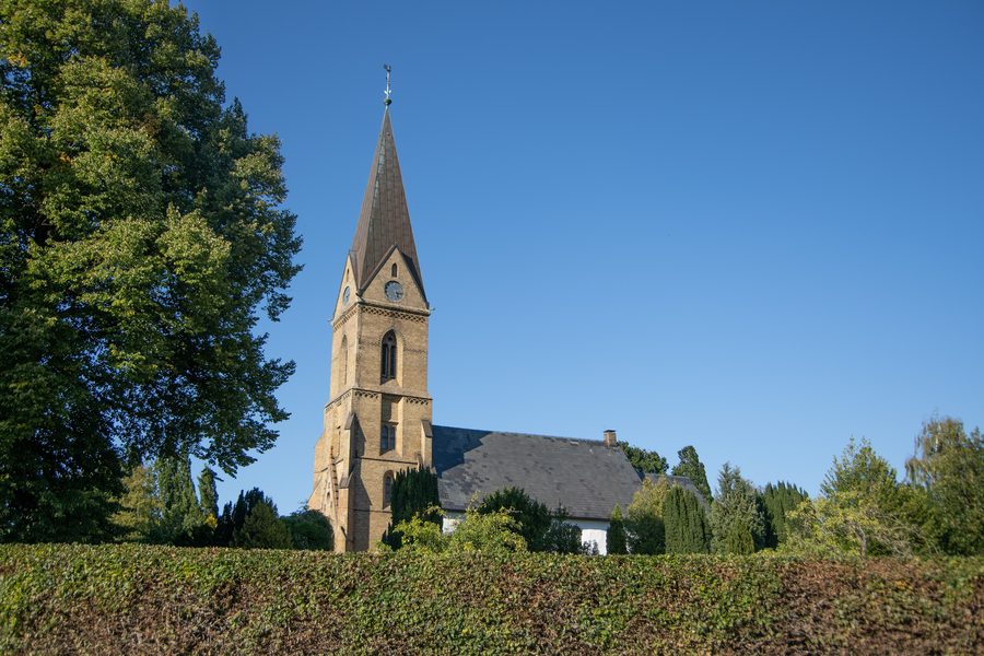 Denkmalgeschützte Kirche in Süderbrarup, Schleswig-Holstein