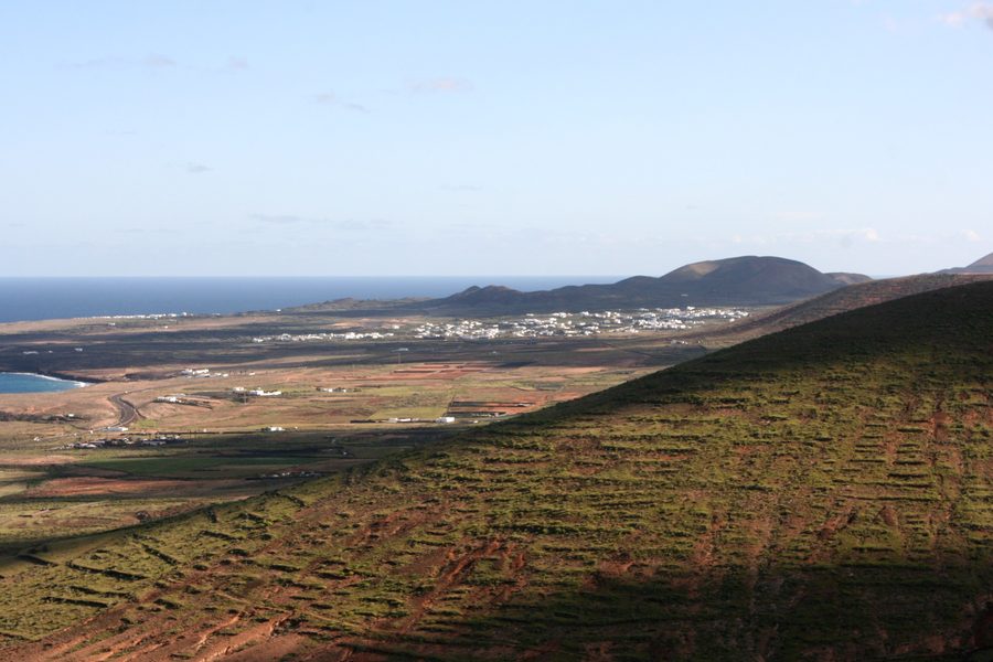 View from Lugar Diseminado HarÃa to Mala on Lanzarote