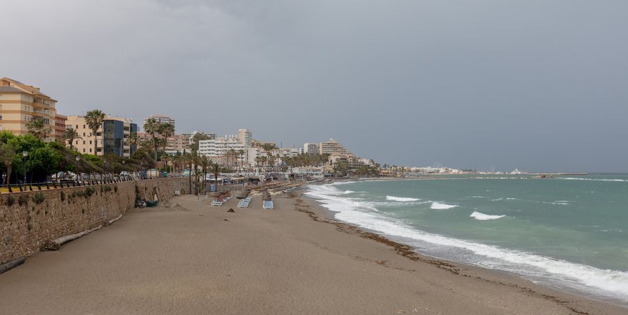 File:Playa de Santa Ana, Benalmádena, Málaga, España, 2023-05-18, DD 65.jpg