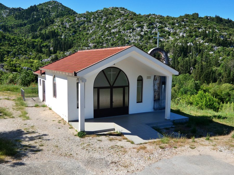File:Groblje Jezerac Stasevica (1).jpg