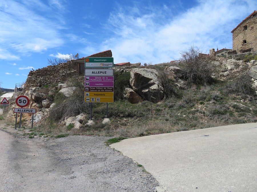 File:Allepuz (Teruel).jpg