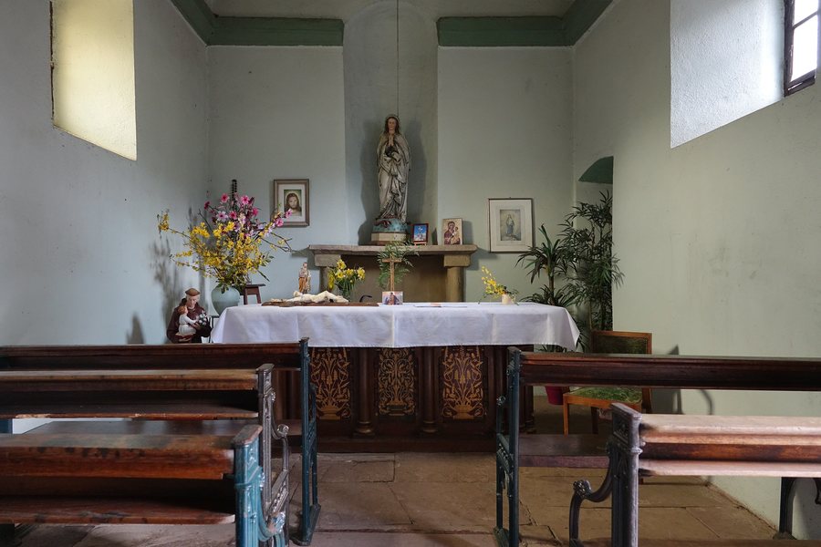 File:Chapelle Notre-Dame-de-Lorette - intérieur (Mutzig).jpg