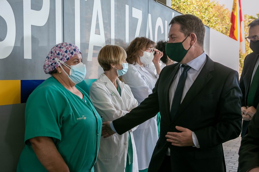 File:Inauguración de la reforma del hospital de Hellín (51057726813).jpg