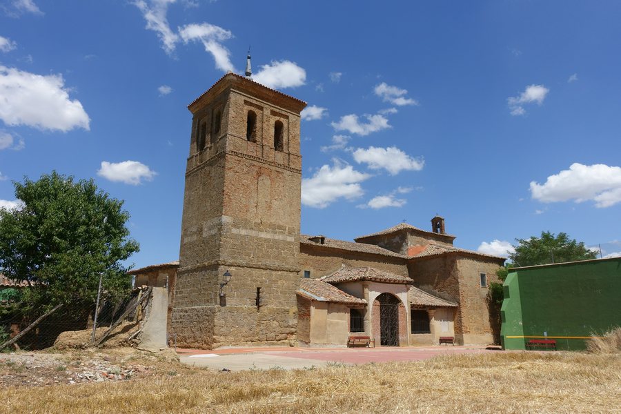 File:Iglesia de San Juan, Cardeñosa de Volpejera.jpg