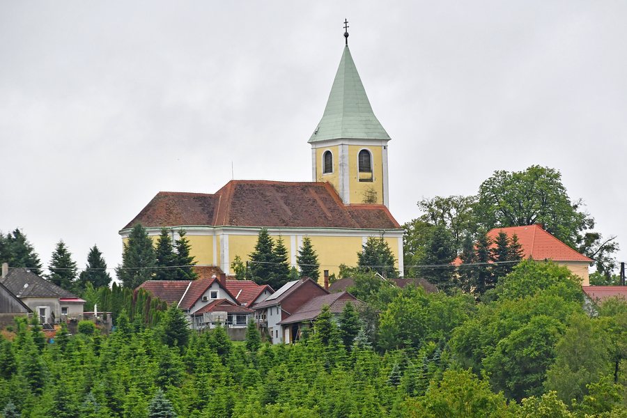 File:Apátistvánfalva, római katolikus templom 2024 02.jpg