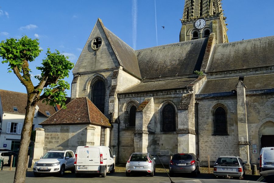 Choir and bell tower of Saint-Martin church in Plailly, seen from the north