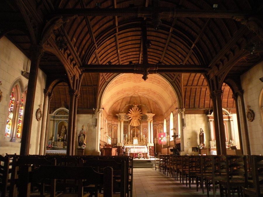 File:Saint-Gatien-des-Bois église intérieur.JPG