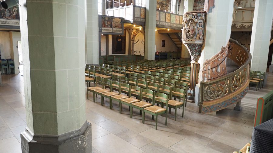 View into the nave of Peterskirche in Weilheim an der Teck.
