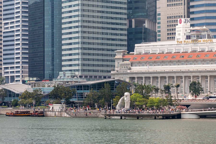 The Merlion statue in Singapore by the water.