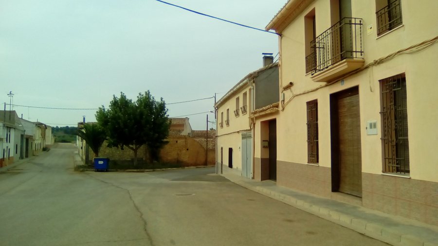 File:Cases de Los Ruices.jpg