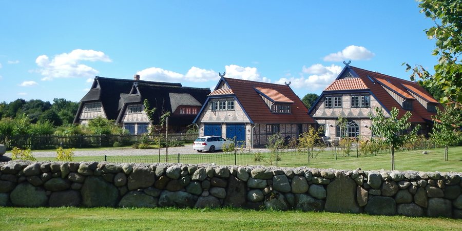 Häuser in Utecht-Campow am Ratzeburger See