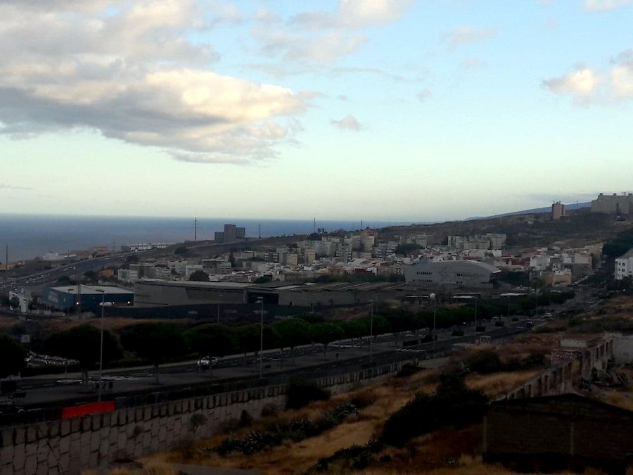 File:Vista de Santa María del Mar.jpg