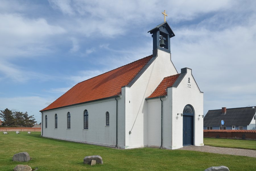 File:Agger Kirke, Thisted Kommune, Denmark, 2015-07-14.jpg