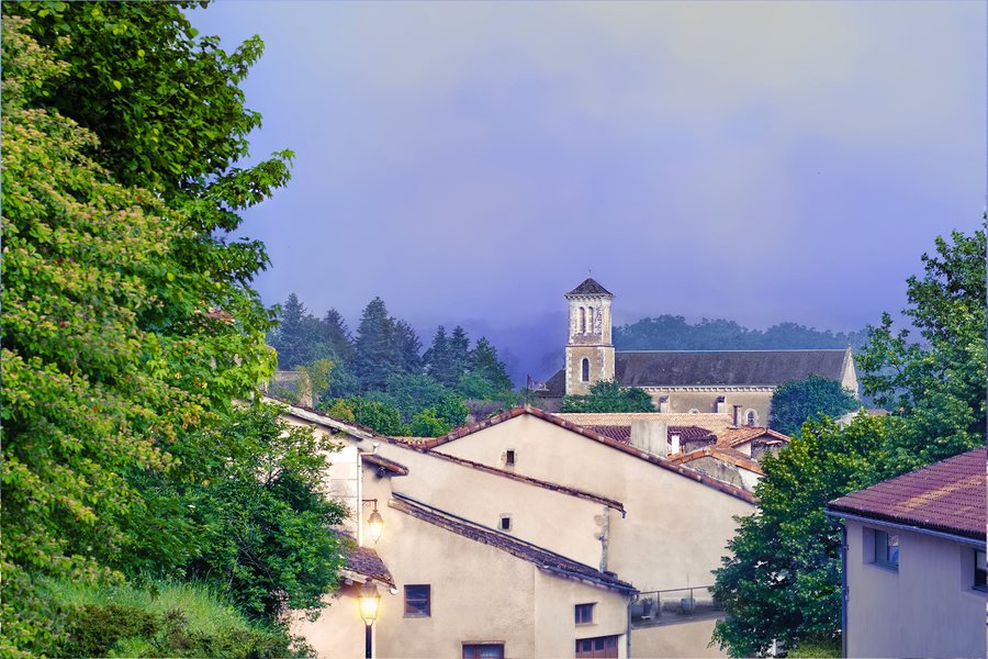 File:LAVAUSSEAU Eglise.jpg