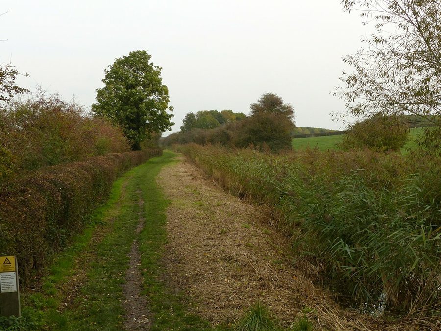 Grantham Canal nahe Harby in der Landschaft von Leicestershire