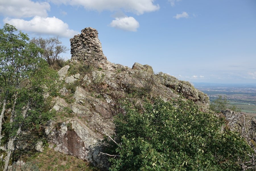 File:Château de Herrenfluh (Wattwiller).jpg