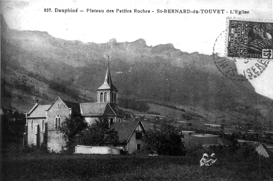 File:Saint-Bernard plateau des petites roches vers 1930, p189 de L'Isère les 533 communes.jpg
