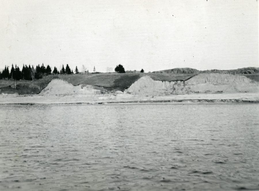 Beach at Lot 12 in Delisle near Alma in Québec