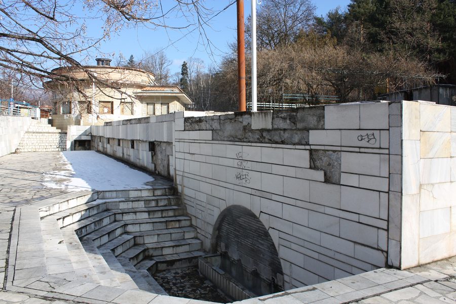 Mineral water fountain in Momin Prohod.