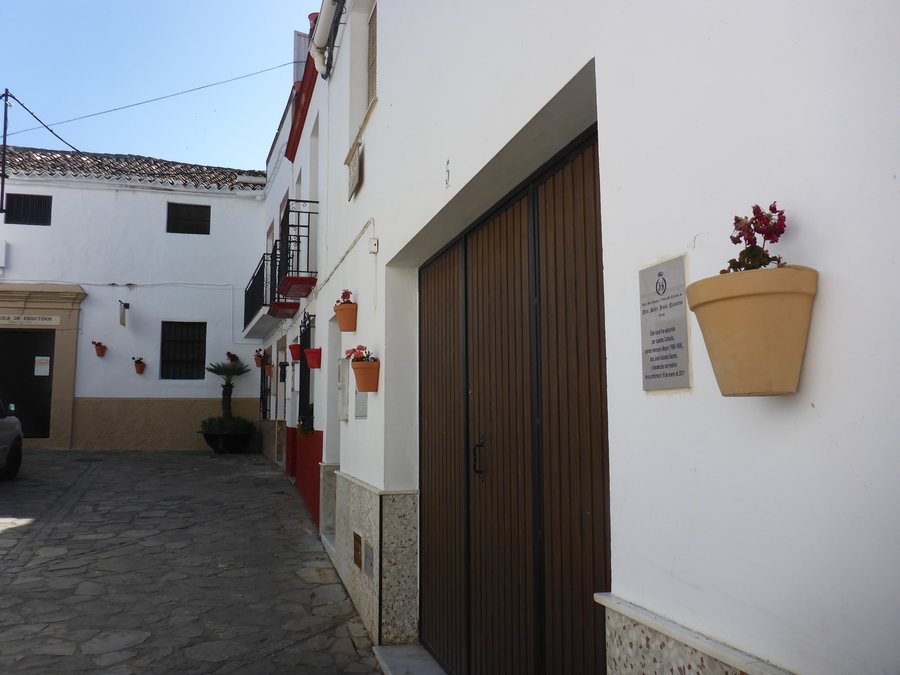 File:Arriate P1450350.jpg